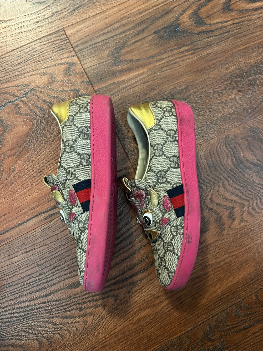 Gucci Kids Giraffe Slip-On Sneakers – Size 32 (US Kids 2–2.5) - Picture 13 of 16